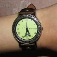 Продам стильные женские часы WoMaGe