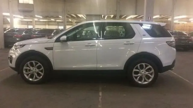 Продаются land rover discovery sport по низким ценам!