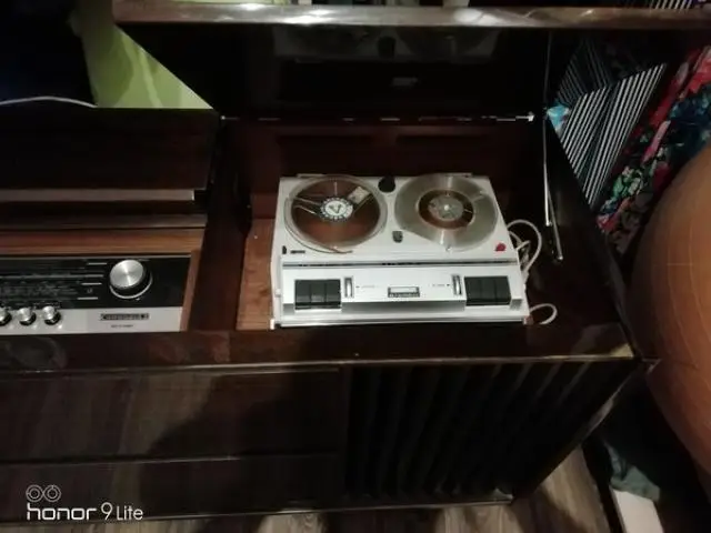 Grundig radio stereo-konzertschrank rossini cs300