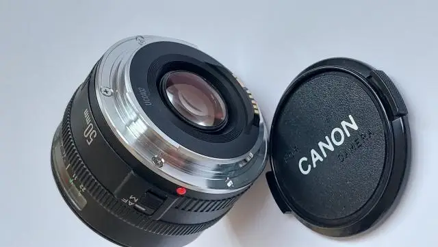 Объектив canon 55 mm f1/8 первой версии за 88 евро