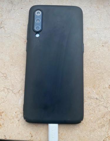 Продам xiaomi mi9