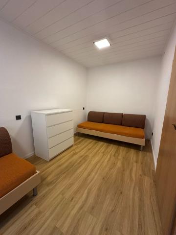 4-комнатная квартира в берлине (pankow), отдельный вход, сад