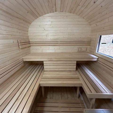 Premium gartensauna für 6 personen aus thermoholz – moderne fasssauna für den garten