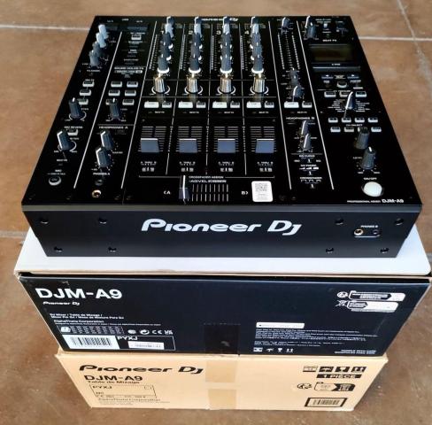 Pioneer dj cdj 3000 multi with djm a9
