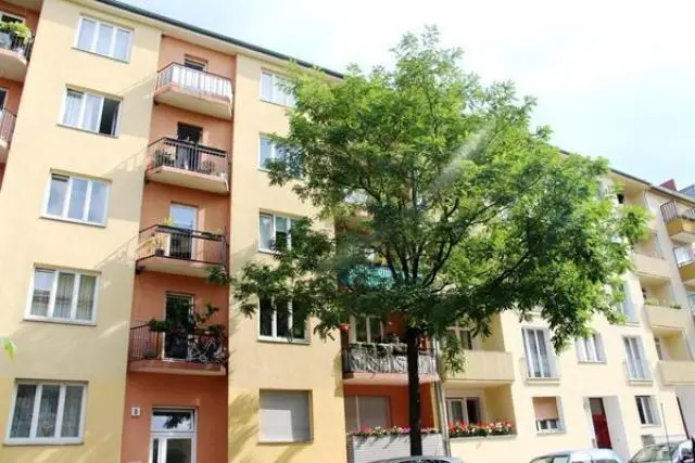 Квартира в Berlin-Mitte 	€ 169.000.   59 м².  Комнаты 2