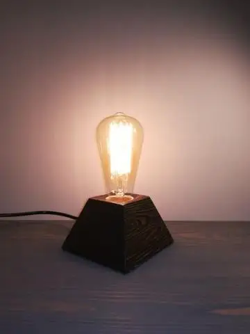 ретро светильник ручной работы (деревянный)